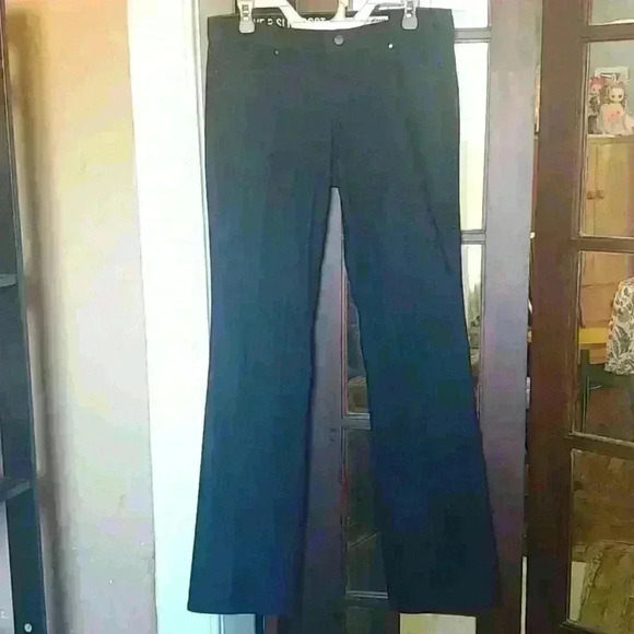 SALE Like new! DKNY jeans - Picture 1 of 5